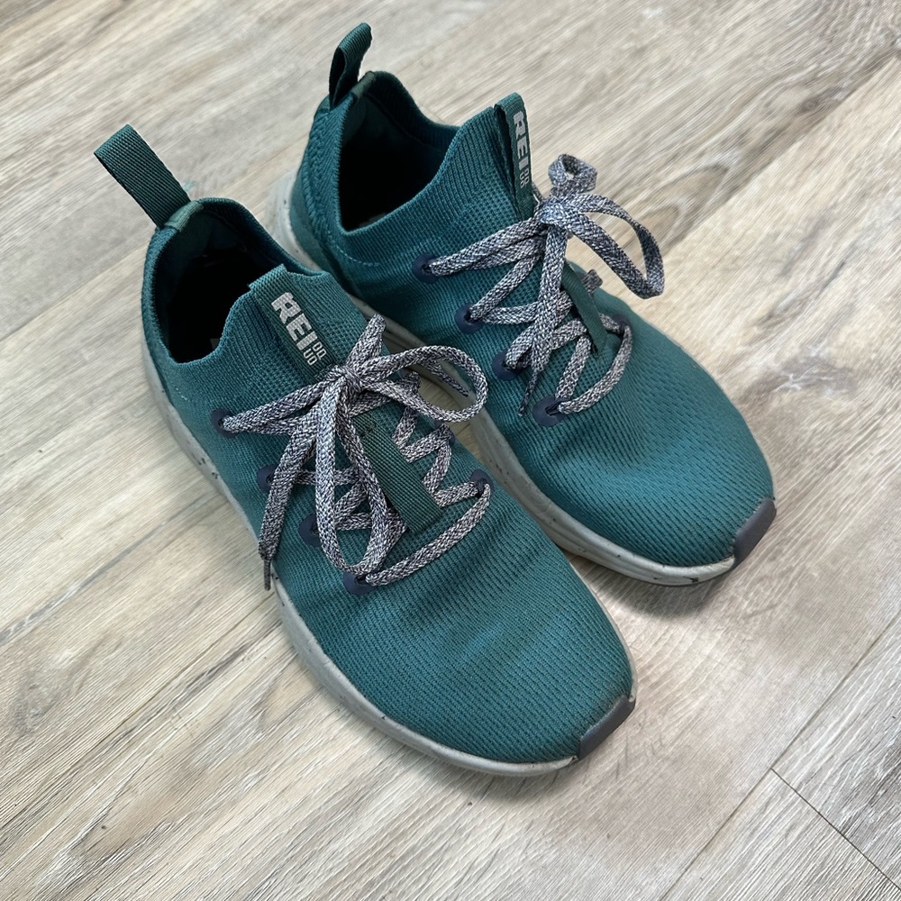 REI co-op sneakers. Women’s size 7
